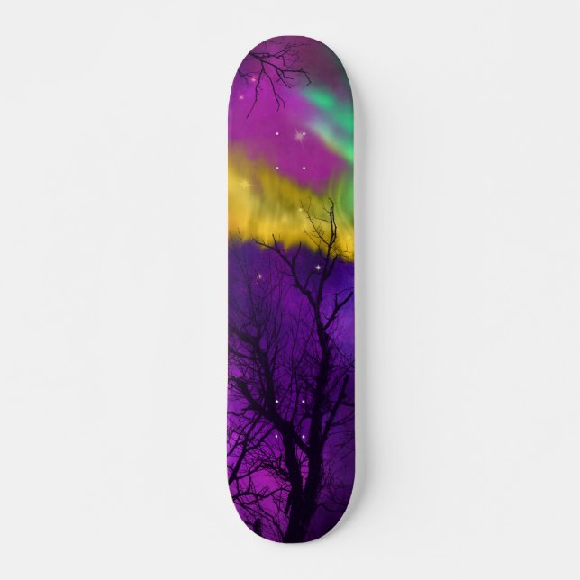 Aurora Skies Skateboard (Vorne)