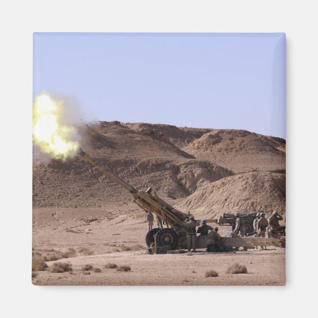 Aus dem Maultier entstehen Flammen und Rauch Magnet (Vorne)