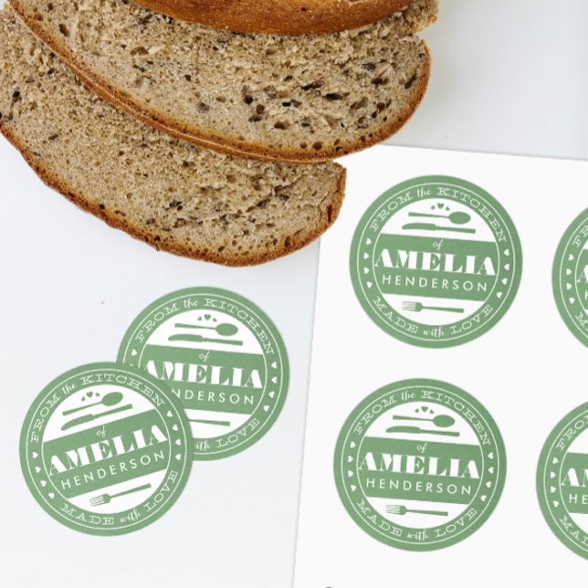Aus Liebe Lebensmittelverpackung mit grünem Kraftp Runder Aufkleber (custom homemade treats gift sticker from the kitchen and made with love)
