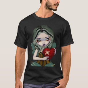 Ausbessern eines defektes Herz-gotischen T-Shirt