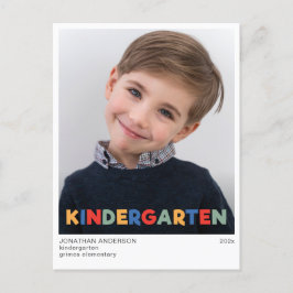 Ausgereifte Ankündigung des Kindergarten-Abschluss Postkarte