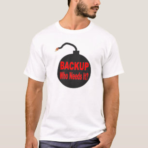 AUSHILFSwho-BEDARF ES Shirt an den Techs.