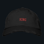 Aussehen eines handlichen, benutzerdefinierten Kin Bestickte Baseballkappe<br><div class="desc">Diese bestickte Kappe aus District Threads verbindet Stil und Praxisnähe. Der bedrückte Chino-Teppichstoff bietet einen trendigen,  abgenutzten Look,  während die verstellbare Passform den ganzen Tag über Komfort garantiert.</div>