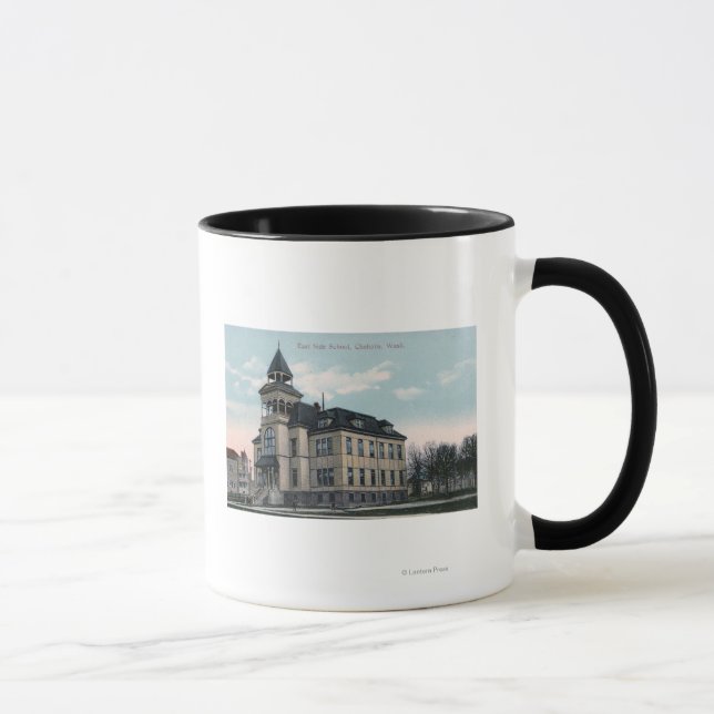 Außenansicht der East Side School Bldg Tasse (Rechts)