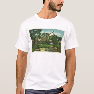 Außenansicht des alten Harlow Hauses # 2 T-Shirt