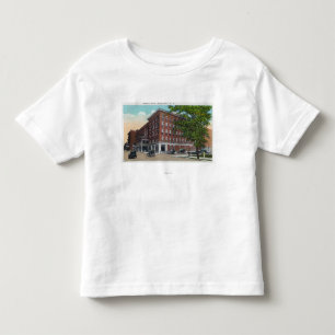 Außenansicht des Carlton Hotels Kleinkind T-shirt