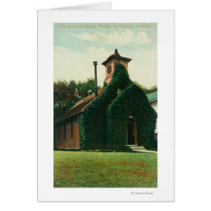 Außenansicht des Efeus bedeckte Kapelle,