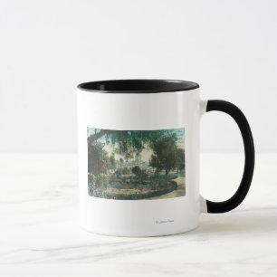 Außenansicht des Halbinsel-Hotels Tasse