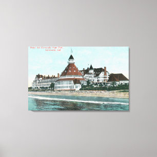 Außenansicht des Hotels del Coronado vom Pier aus Leinwanddruck