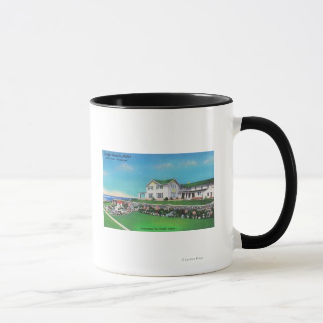Außenansicht des Pacific Beach Hotels Tasse (Rechts)