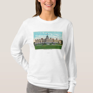 Außenansicht des Polen-Frühlings-Hauses 2 T-Shirt