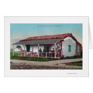 Außenansicht eines alten Adobe HomeVentura, CA