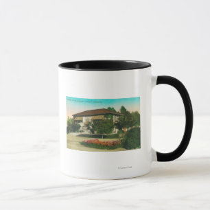 Außenansicht von Carnegie LibraryLakeport, CA Tasse