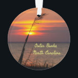 Außenbänke North Carolina Beach Sunset Orange Sky Ornament<br><div class="desc">Außenbänke North Carolina Sunset am Strand mit einem orangefarbenen Himmel am Meer</div>