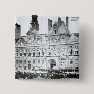 Außerhalb des Hotels de Ville Button