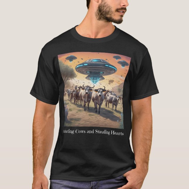 Außerirdischen, die Kühe entführen und Herz stehle T-Shirt (Vorderseite)