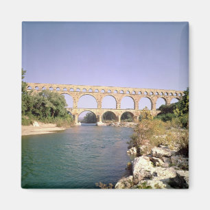 Aussicht auf das Aquädukt, gebaut um 19 v. Chr. Magnet