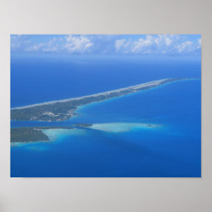 Aussicht auf das Flugzeug von Rangiroa Poster