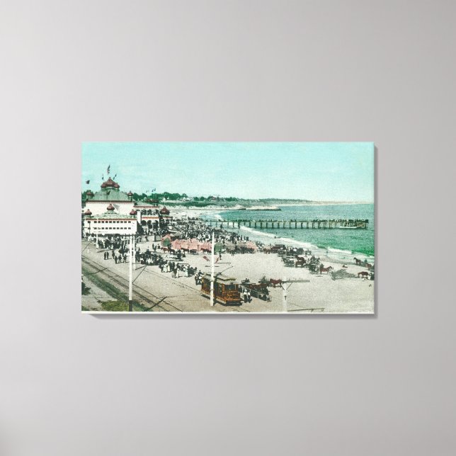 Aussicht auf das Kasino, den Strand und den Pier Leinwanddruck (Vorderseite)