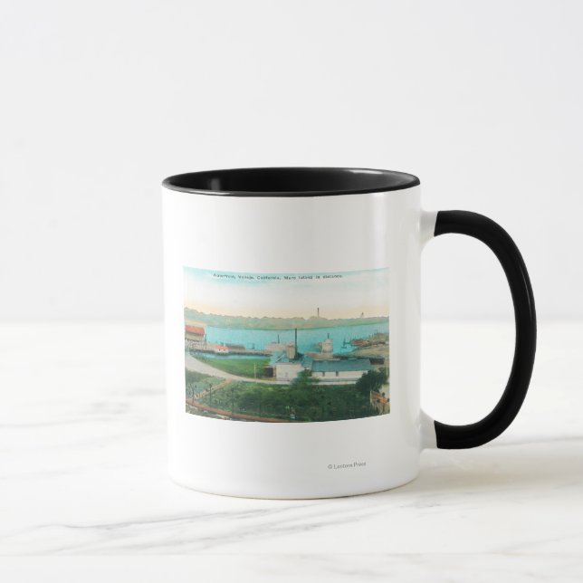 Aussicht auf das Vallejo Waterfront und die Mare I Tasse (Rechts)
