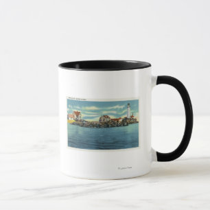 Aussicht auf den Hafen von Boston und den Leuchttu Tasse