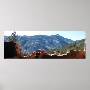 Aussicht auf die Berge von den Gebirgswohnungen -  Poster