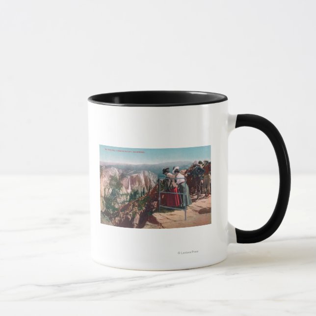 Aussicht auf die Brüche und das Yosemite-Tal Tasse (Rechts)