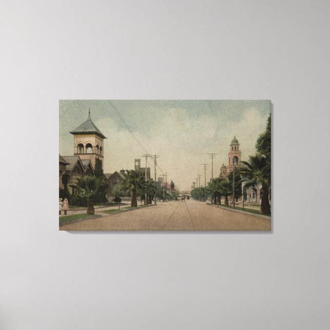 Aussicht auf die Cajon Street mit vier Kirchen Leinwanddruck (Vorderseite)