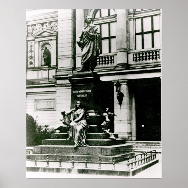 Aussicht auf die Mendelssohn-Statue Poster (Vorne)