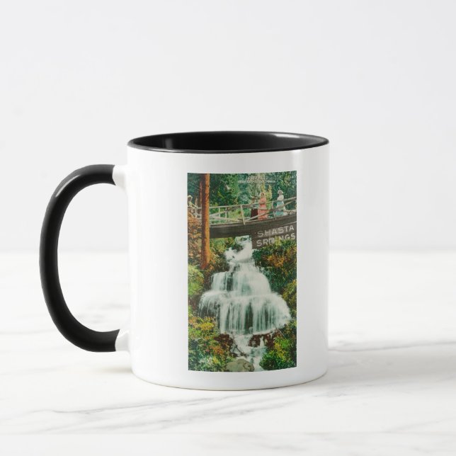 Aussicht auf die Unteren FälleShasta Springs, CA Tasse (Links)