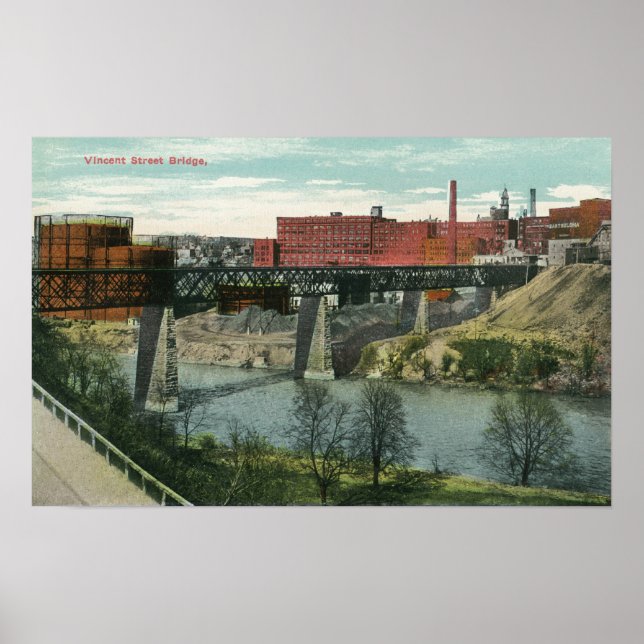 Aussicht auf die Vincent Street Bridge Poster (Vorne)
