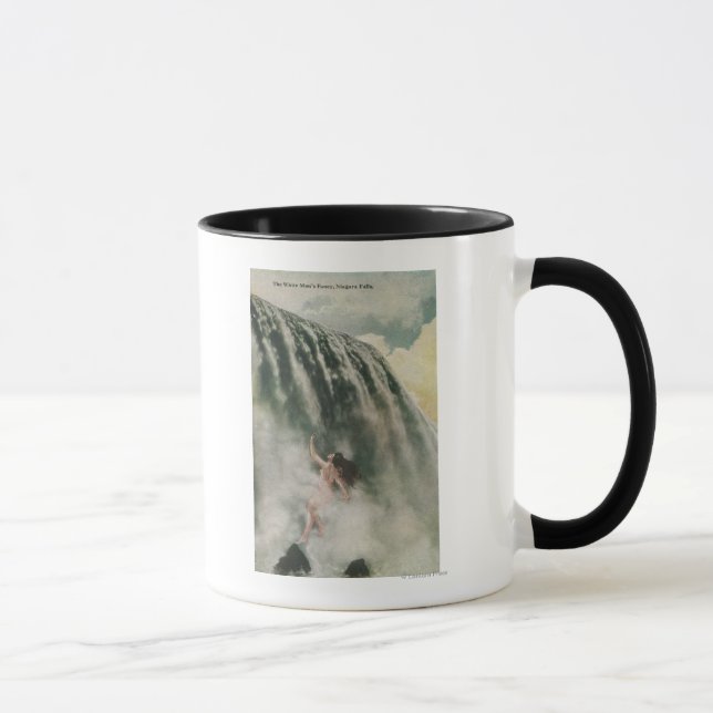 Aussicht auf eine Frau in den Wasserfällen Tasse (Rechts)