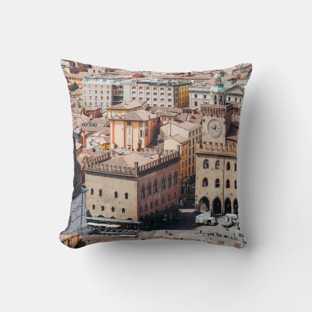 Aussicht auf Piazza Maggiore Platz und San Petr Kissen (Vorderseite)