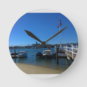 Aussicht von Balboa Island, Newport Beach, Kalifor Runde Wanduhr