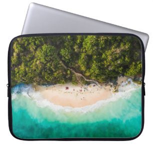 Aussicht von oben, atemberaubende Luftaufnahme von Laptopschutzhülle
