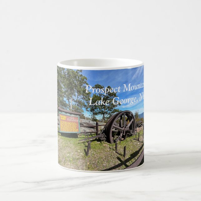 Aussichtsberg im George New Yorker See Kaffeetasse (Mittel)