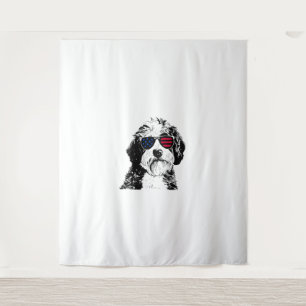 Aussiedoodle Dog 4. Juli USA Flagge Wandteppich
