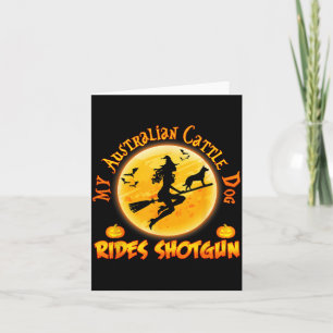Australian Cattle Dog fährt auf Halloween Shotgun Karte
