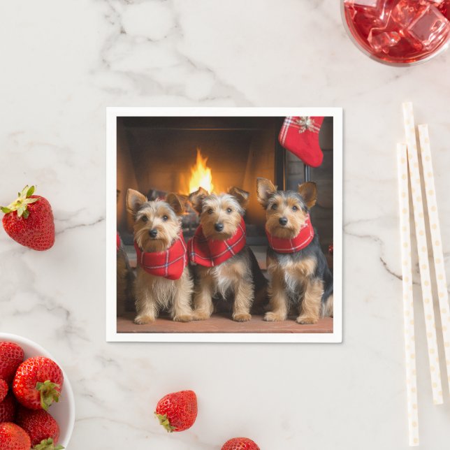 Australian Terrier by Fireplace Christmas Serviette (Beispiel)