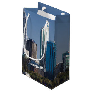 Australien, Perth, Stadt-Skyline vom Swan River Kleine Geschenktüte
