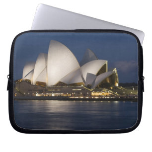Australien, Sydney. Opernhaus bei Nacht an Laptopschutzhülle