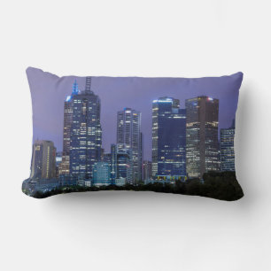Australien, Victoria, Melbourne, Skyline entlang Lendenkissen