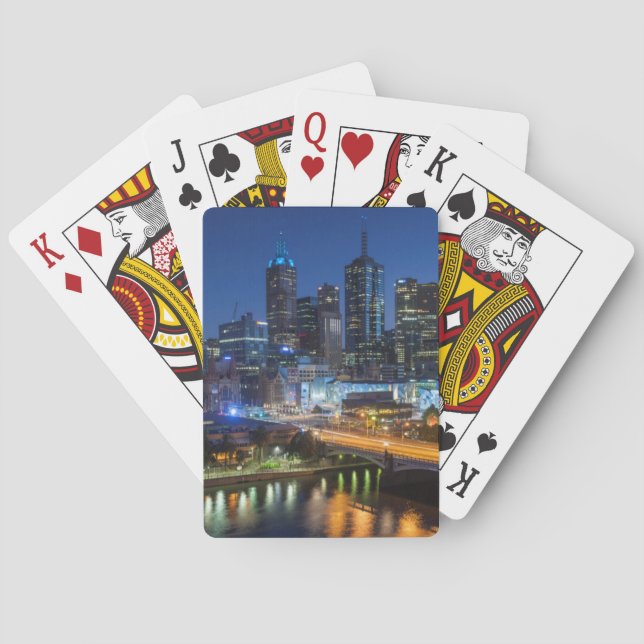 Australien, Victoria, Melbourne, Skyline mit Spielkarten (Rückseite)