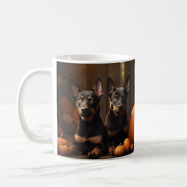 Australische Kelpie Welpe Autumn Delight Pumpkin Kaffeetasse (Links)