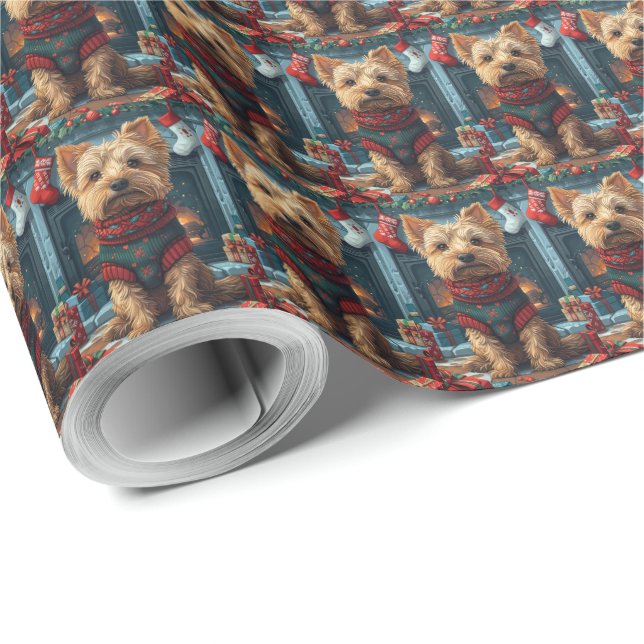 Australische Terrier mit Weihnachtsgeschenken Feue Geschenkpapier (Rolleneckpunkt)