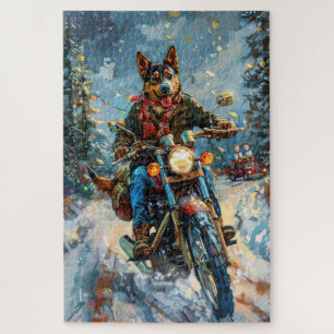 Australischer Kelpie-Hund fährt Motorrad Weihnacht