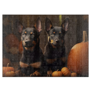 Australischer Kelpie Welpe Herbstvergnügen Kürbis Schneidebrett