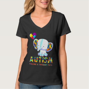 Autismus Elefant, der einen anderen Weg für Kinder T-Shirt