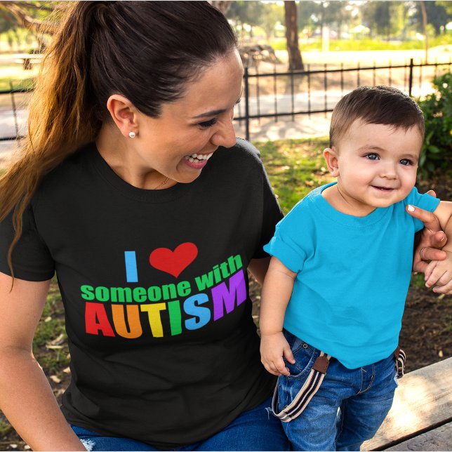 Autismus Liebe Regenbogenfamilie Unterstützung far T-Shirt (Von Creator hochgeladen)