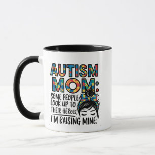 Autismus Mama Einige Leute schauen ihren Helden zu Tasse
